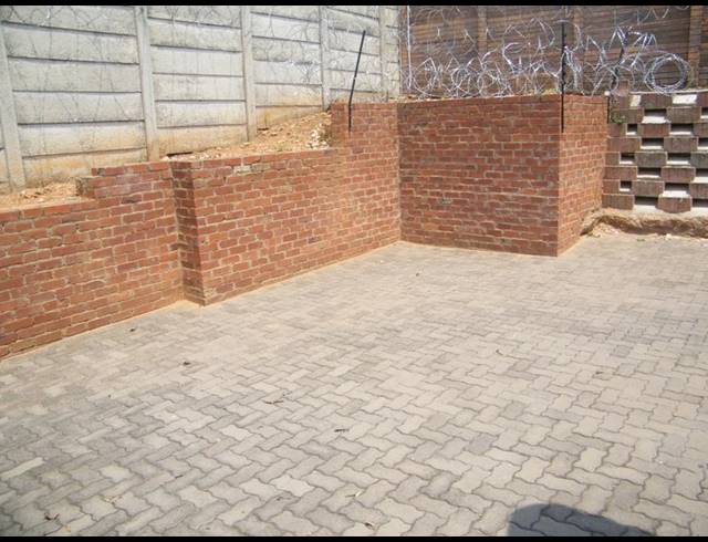 3 BEDROOM TOWNHOUSE FOR SALE IN HEATHERVIEW